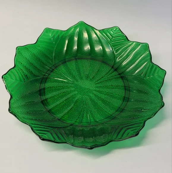 Vintage Fire King Lotus dessert bowl and plate set - Picture 4 of 6